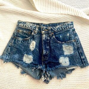 Levi’s Vintage 505 highrise cutoff Jean shorts size 29